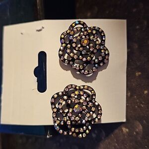 Black Metal Flower Rhinestone Pierced Earrings